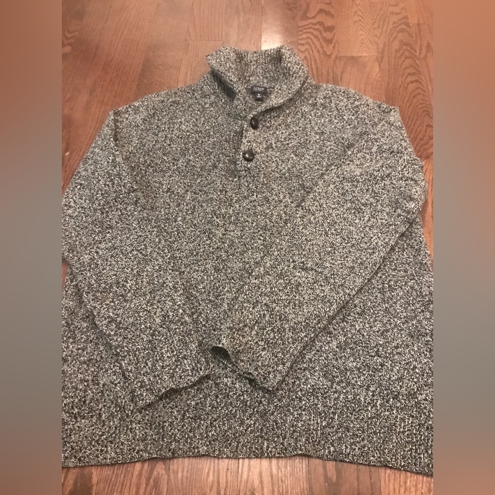 Mens 100% wool cardigan sweater size medium